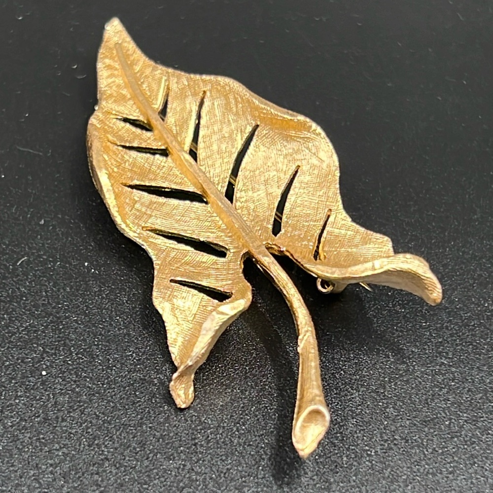 Vintage JS leaf brooch